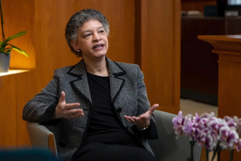 سوزان کالینز - عضو فدرال رزرو - رییس فدرال رزرو بوستون