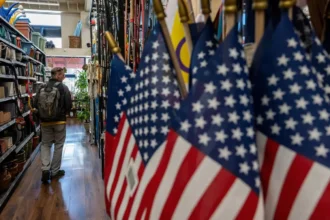 شاخص اعتماد مصرف کننده آمریکا