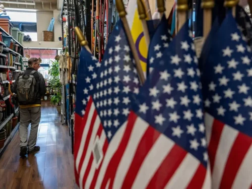 شاخص اعتماد مصرف کننده آمریکا