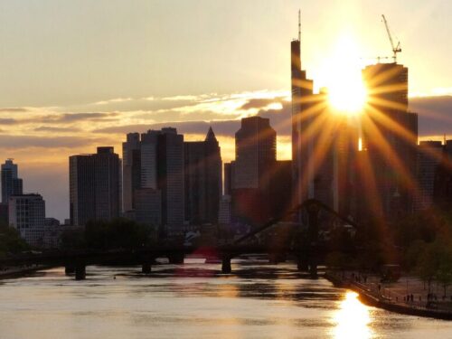 غروب آفتاب در فرانکفورت آلمان