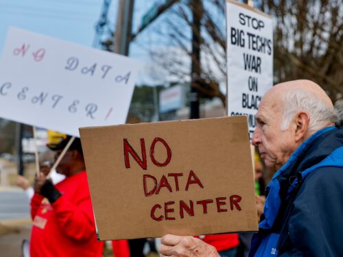 ساخت مراکز داده