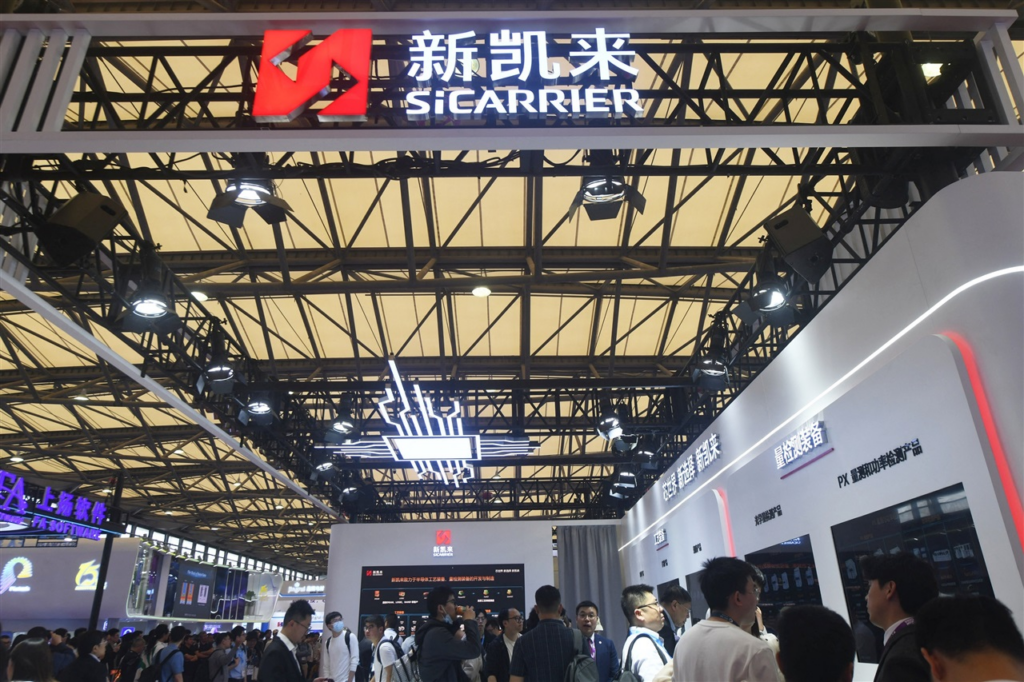 غرفه شرکت تراشه سازی سای کریر در نمایشگاهی در شنژن چین