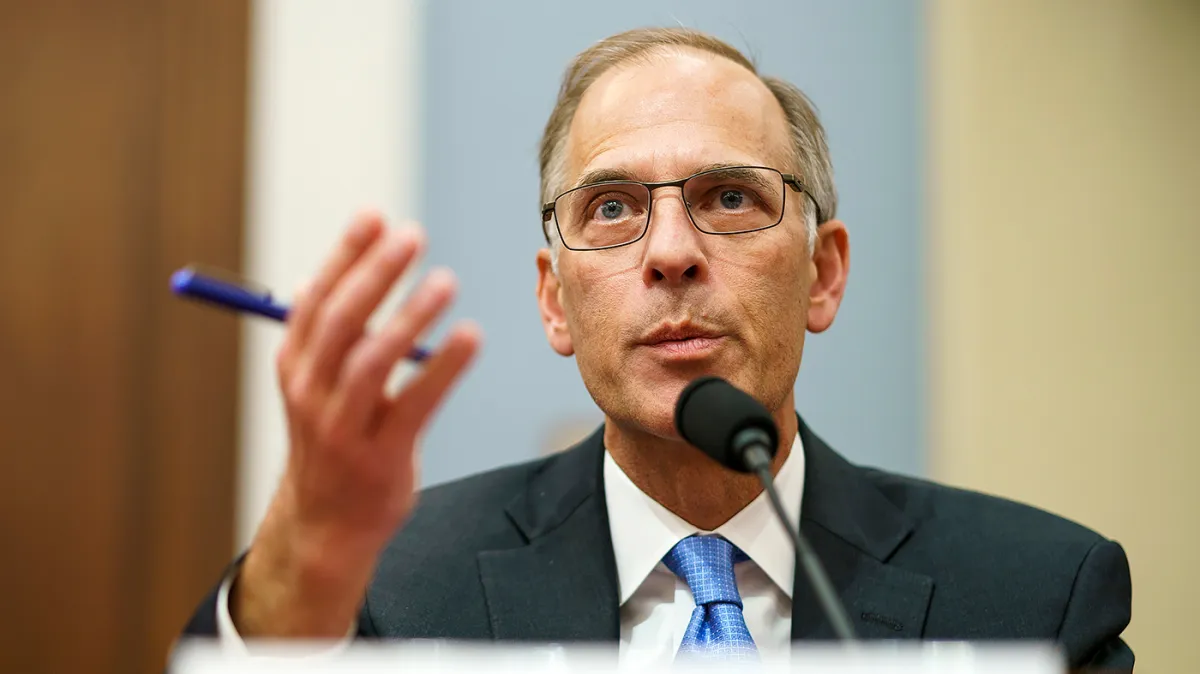 مارک زندی - اقتصاددان موسسه مودیز