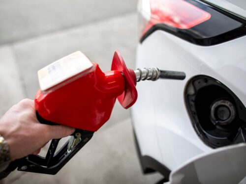 تاثیر بنزین بر تورم کانادا