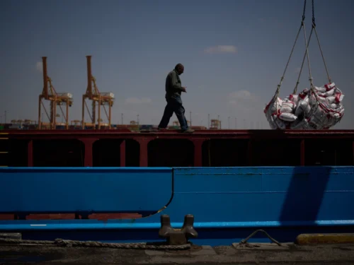 تاثیرات اقتصادی جنگ ایران