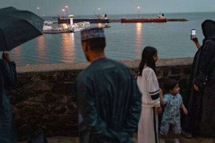 بسته شدن تنگه هرمز و جنگ آمریکا و ایران