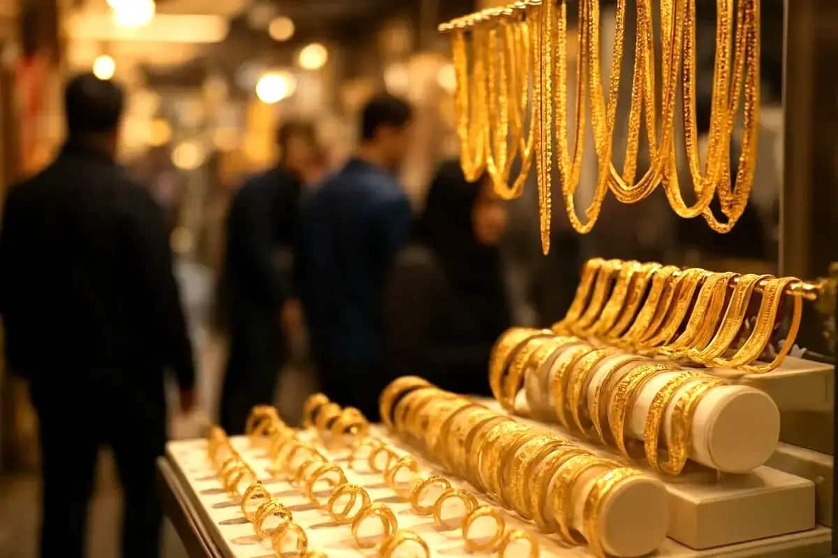 ویترین یک مغازه طلافروشی